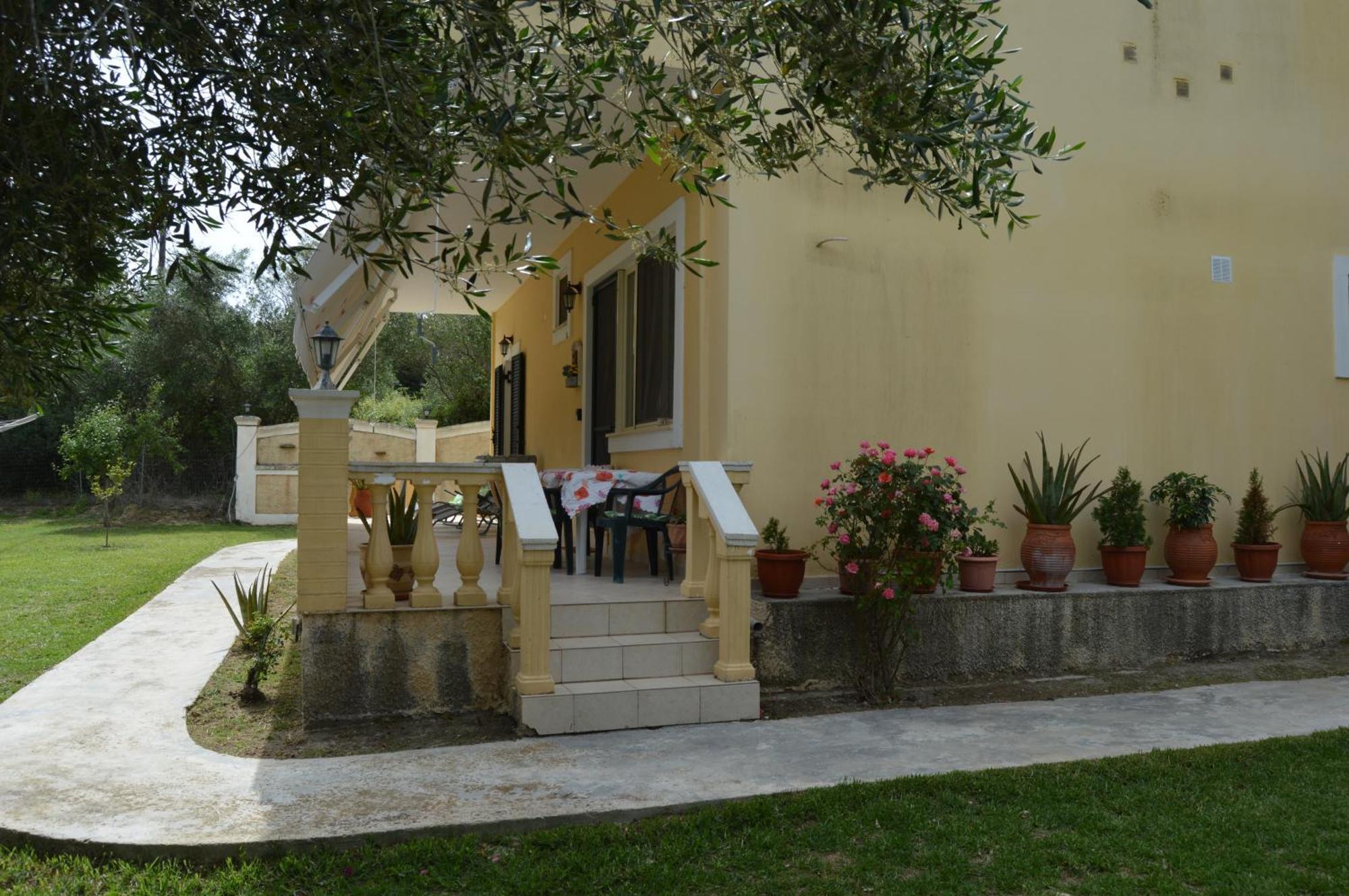 Villa Elena Marathiás Exterior foto