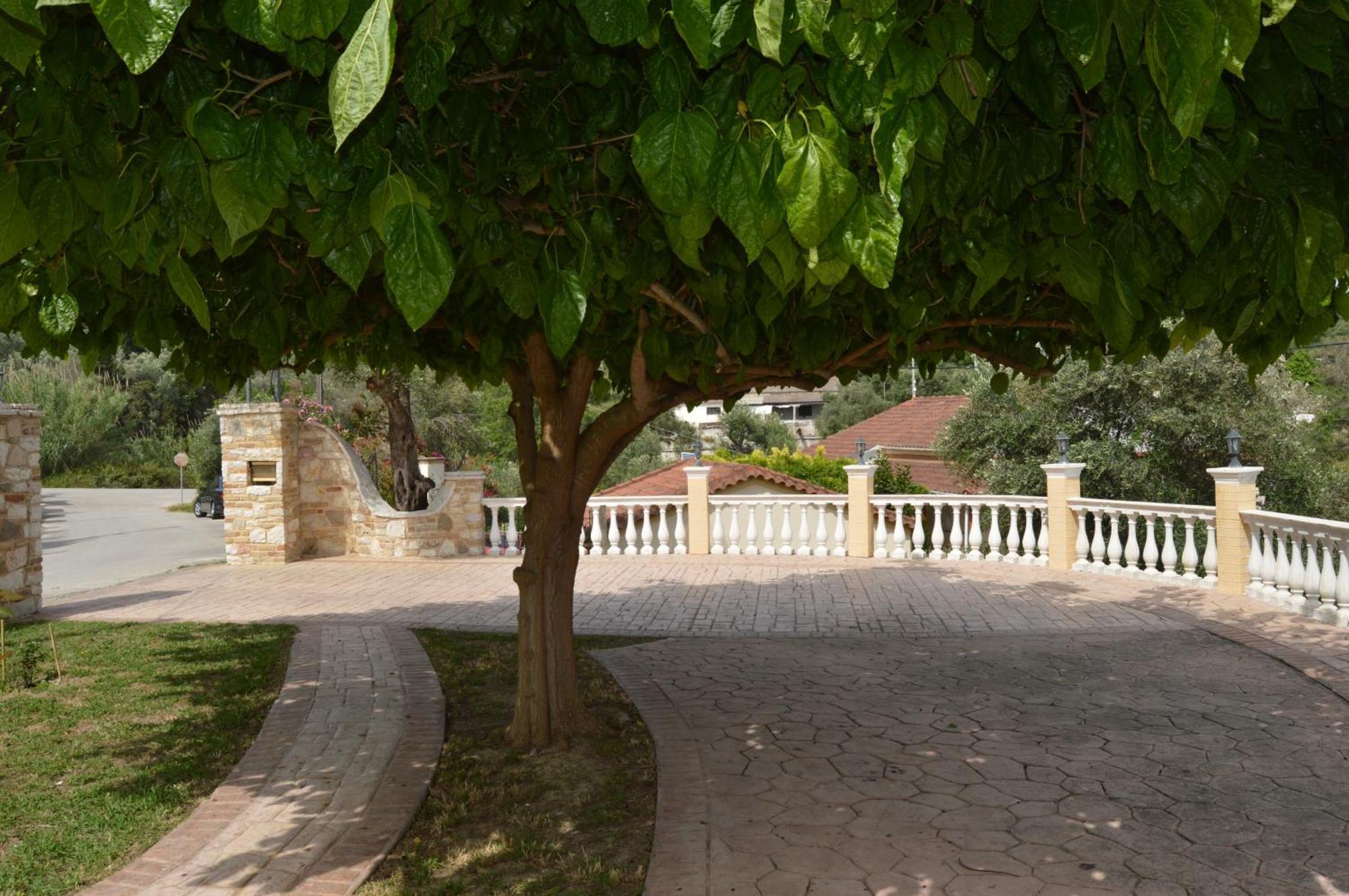Villa Elena Marathiás Exterior foto